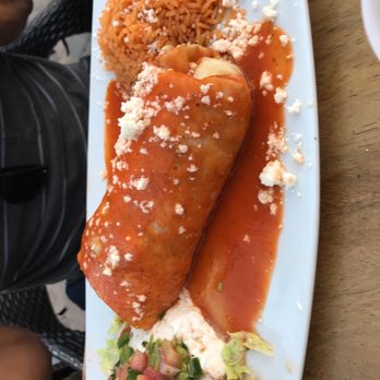 Los Agaves - Bars Near Me - Goleta, California