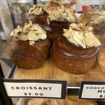 Chiqueolatte - Coffee & Tea Near Me - Chicago, Illinois