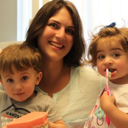 Dental Art Concepts - Our patient Suzanne and her children visit the dentist.