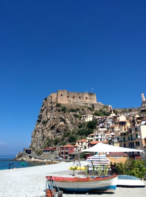 Castello Ruffo di Scilla by null