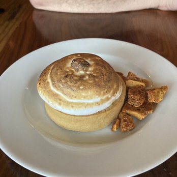 Tilia - Lemon meringue tart - New American Near Me - Minneapolis, Minnesota Tilia - Lemon meringue tart - New American Near Me - Minneapolis, Minnesota