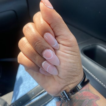 Beverly Nail Lounge - Refill and  design ( almond shape) - Nail Salons Near Me - Greensboro, North Carolina