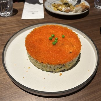 Star Leaf - Royal crown fried rice: way too much (and unnecessary) fish roe, fried rice has no "wok hei" - Asian Fusion Near Me - Pasadena, California Star Leaf - Royal crown fried rice: way too much (and unnecessary) fish roe, fried rice has no "wok hei" - Asian Fusion Near Me - Pasadena, California