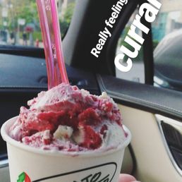 Black currant and vanilla sooooo good Black currant and vanilla sooooo good