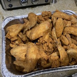 Halal wing just taste awesomely fresh.