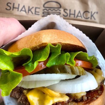 Shake Shack Victoria - Hot Dogs Near Me - London, XGL Shake Shack Victoria - Hot Dogs Near Me - London, XGL