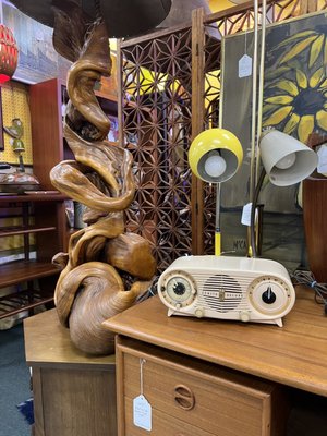 Antique Trove by null