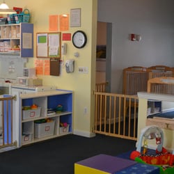 Lil'munchkins Child Care Center and Preschool