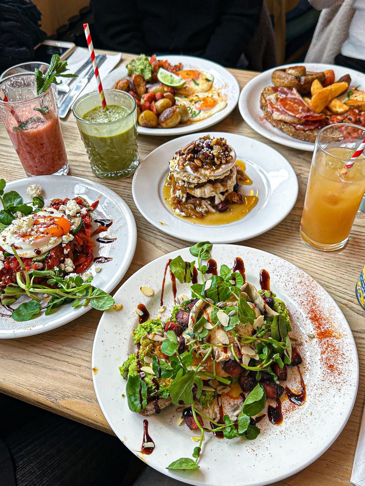 THE HANDLEBAR Updated July 2024 35 Photos & 22 Reviews 2831 St