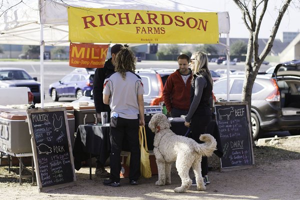 SFC Farmers' Market at Sunset Valley by null