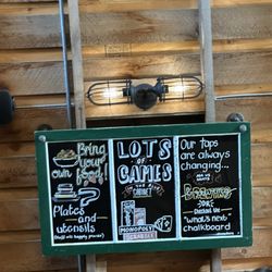 Barn Owl Brewing - Sign decor