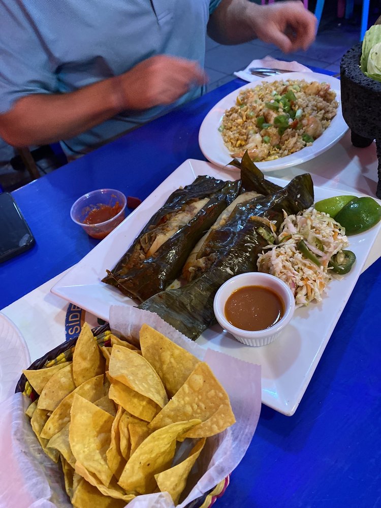 Food from El Palacio de Maria