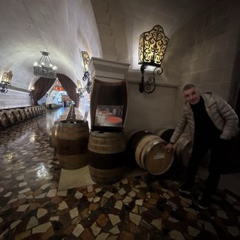 Piazza Del Dotto - Wineries Near Me - Napa, California