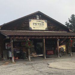 Pete's Gun & Tackle - Store