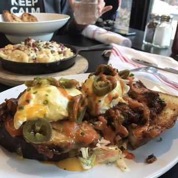 Mom's Kitchen & Bar - Tex Benedict and mac and cheese - Bars Near Me - Astoria, New York Mom's Kitchen & Bar - Tex Benedict and mac and cheese - Bars Near Me - Astoria, New York