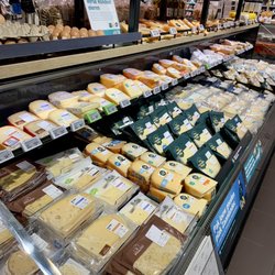 Albert Heijn - Het komt allemaal in één maag - It all goes into one stomach! I love this Dutch saying! Lol!