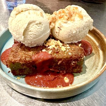 Lunch Lady - CHÈ BA MÀU - THREE LAYER DESSERT - Vietnamese Near Me - Vancouver, British Columbia Lunch Lady - CHÈ BA MÀU - THREE LAYER DESSERT - Vietnamese Near Me - Vancouver, British Columbia