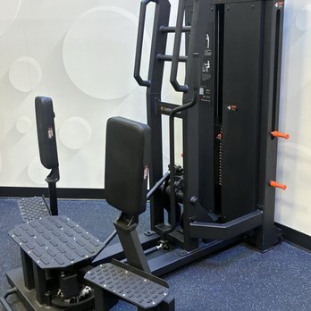 EōS Fitness - Adductor machine - Gyms Near Me - Simi Valley, California EōS Fitness - Adductor machine - Gyms Near Me - Simi Valley, California