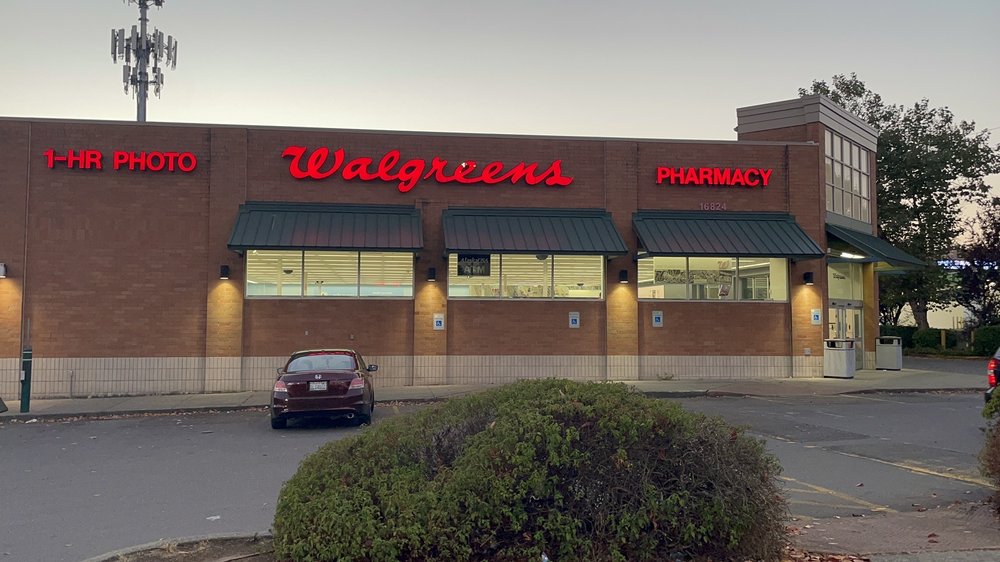 WALGREENS Updated September 2024 24 Photos & 32 Reviews 16824 Highway 99, Lynnwood