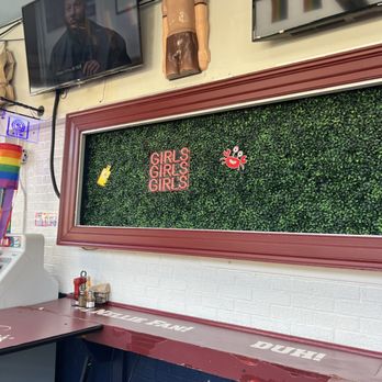Nellie's Sports Bar - Gay Bars Near Me - Washington, DC, District of Columbia Nellie's Sports Bar - Gay Bars Near Me - Washington, DC, District of Columbia