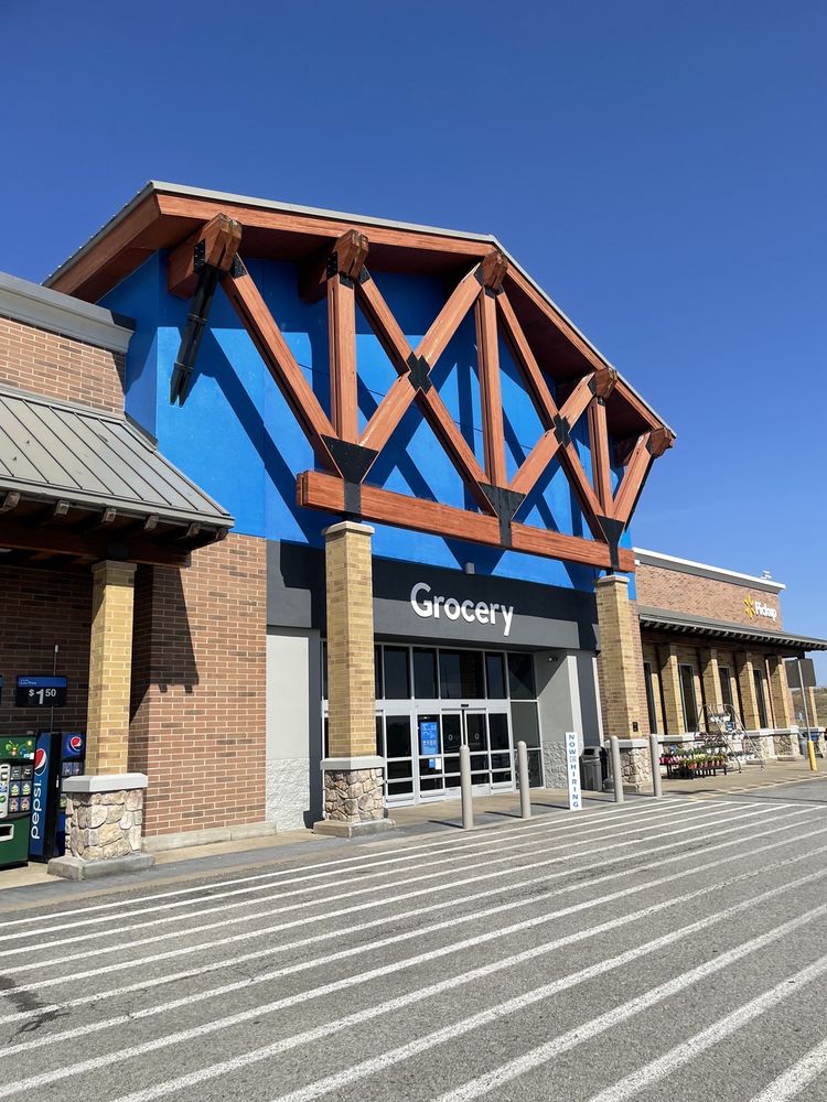 WALMART SUPERCENTER Updated August 2024 13 Photos 450 Stewart Ln