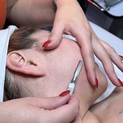 333 Studios - Dermaplane Facial