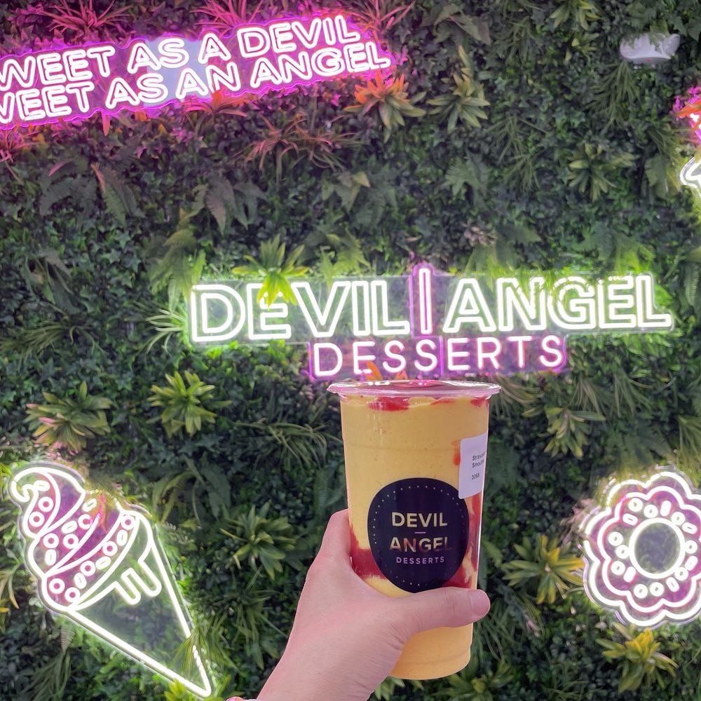 Devil & Angel Desserts - Mango strawberry smoothie - Ice Cream & Frozen Yogurt Near Me - Walnut Creek, California Devil & Angel Desserts - Mango strawberry smoothie - Ice Cream & Frozen Yogurt Near Me - Walnut Creek, California