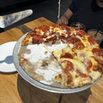 Giordano's - Pizza Near Me - Chicago, Illinois