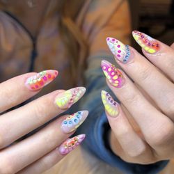 Polished Nails & Spa