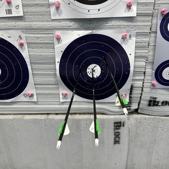 Fat Shafts Archery - Nice grouping for me - Archery Near Me - Benicia, California Fat Shafts Archery - Nice grouping for me - Archery Near Me - Benicia, California