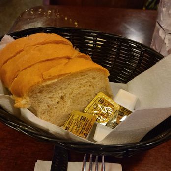 Joe's Inn - Bread service - Italian Near Me - Richmond, Virginia Joe's Inn - Bread service - Italian Near Me - Richmond, Virginia