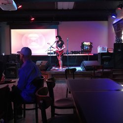 The B Bar - Live music!