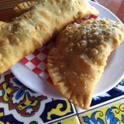 4 Bar & Tapas - Beef empanadas
