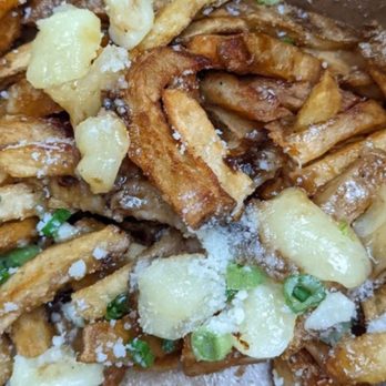 Legaci Eats BOG3 Food Truck - Poutine - Food Trucks Near Me Legaci Eats BOG3 Food Truck - Poutine - Food Trucks Near Me