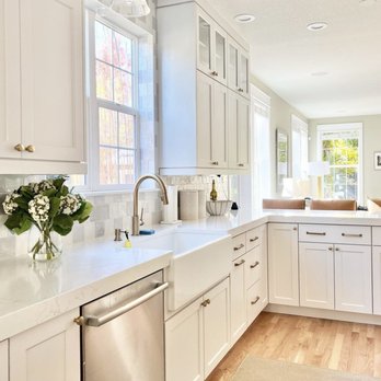 Reither Construction - a clean kitchen with white cabinets - General Contractors Near Me - Castle Rock, Colorado Reither Construction - a clean kitchen with white cabinets - General Contractors Near Me - Castle Rock, Colorado