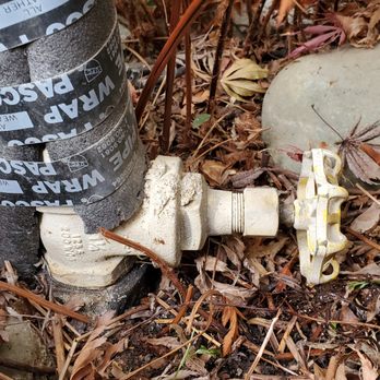 DS Plumbing - Old, broken shut-off valve - Plumbing Near Me - Orangevale, California