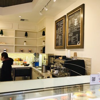 Regent Cakes & Bakery - Coffee & Tea Near Me - Bellevue, Washington