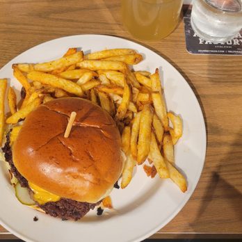 Union Hall - Journeyman - Smash burger with fries, not bad 8/10 - New American Near Me - Valparaiso, Indiana