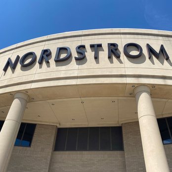 Nordstrom Rack - Department Stores Near Me - Skokie, Illinois