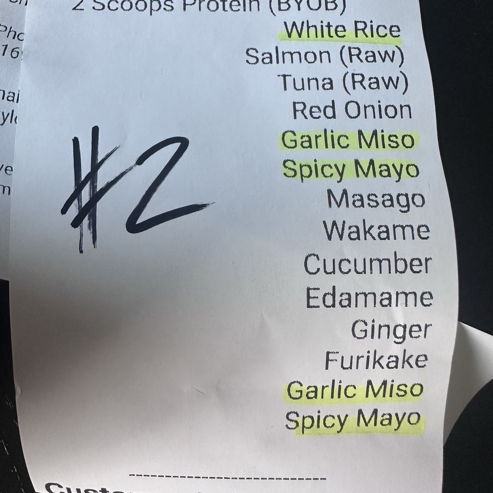 This is the best bowl combo. Add a little bit of soy sauce.