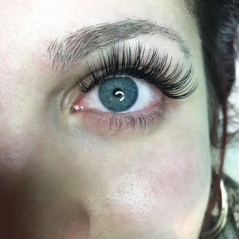 Lashout By Ashlee - Eyelash Service Near Me - Concord, Ontario