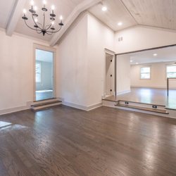 Diaz Hardwood Floors