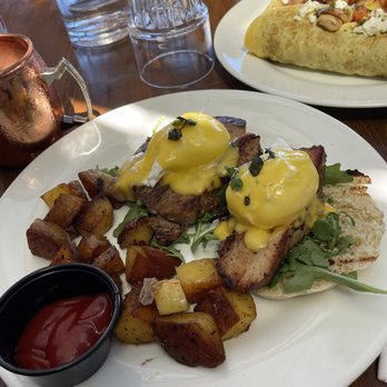 Le Sel Bistro - Pork Belly Benedict - Breakfast & Brunch Near Me - Tacoma, Washington