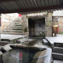 Fuente Santo Tomé - Fountain and natural laundry