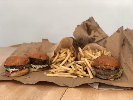 Little Big Burger by null