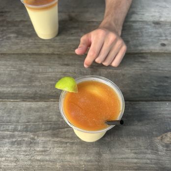 Swells'a Brewing Duck Dive Bar - Pina coladas - Wine Bars Near Me - Kitty Hawk, North Carolina