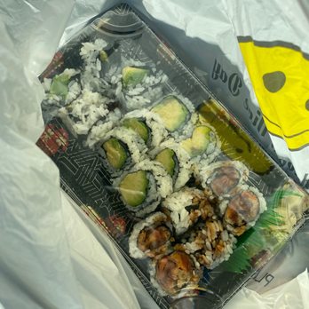 Golden Star - Sushi - Sushi Bars Near Me - Medford, New York