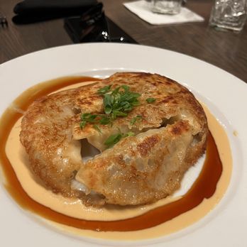 Kona Cafe - Crispy Pork-Vegetable Pot Sticker - Sushi Bars Near Me - Lake Buena Vista, Florida