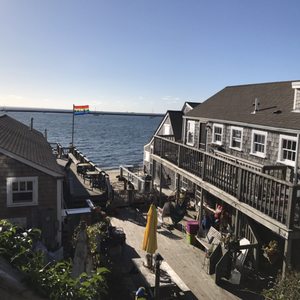Poor Richard S Landing Vacation Rentals 439 Commercial St