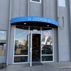 Art Parts Creative Reuse Center - Outside
